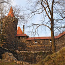 Zamek Grodziec - od strony podejścia